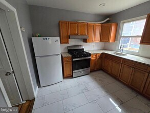 5962 Elsinore St in Philadelphia, PA - Building Photo - Building Photo