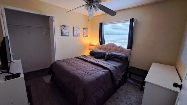 1104 Amanda Kay Cir in Sanford, FL - Building Photo - Building Photo