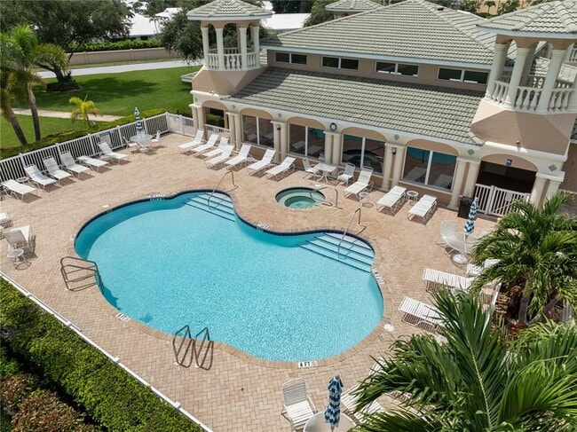 6616 7th Ave Cir W in Bradenton, FL - Building Photo - Building Photo