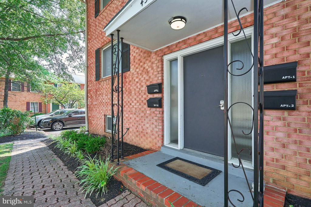 4510 Washington Blvd in Arlington, VA - Building Photo