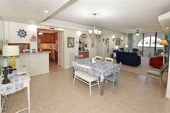 5601 Jimmy Buffett Mem Hwy, Unit 305S in Indian River Shores, FL - Foto de edificio - Building Photo