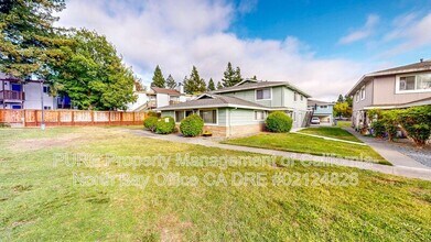 1877 Dorado Ct in Santa Rosa, CA - Building Photo - Building Photo