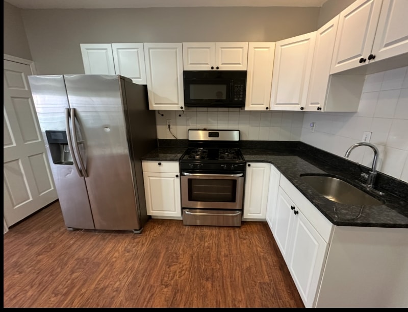 1211 Ridge Ave in Philadelphia, PA - Building Photo