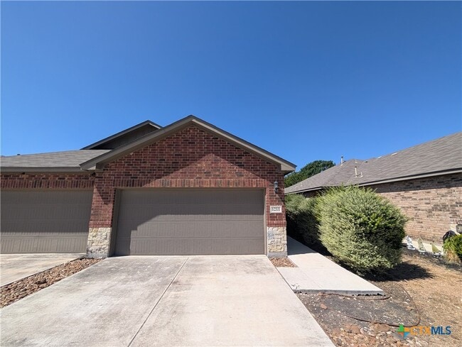 property at 1211 FM306