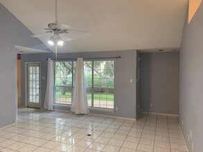 5523 Timber Trace St in San Antonio, TX - Building Photo - Building Photo