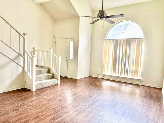 9645 Siegen Ln in Baton Rouge, LA - Building Photo - Building Photo