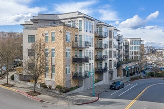 Kirkland Central Condominiums in Kirkland, WA - Building Photo - Building Photo