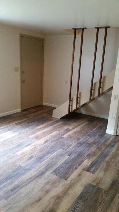 200 Chateau Ln in Butler, PA - Building Photo