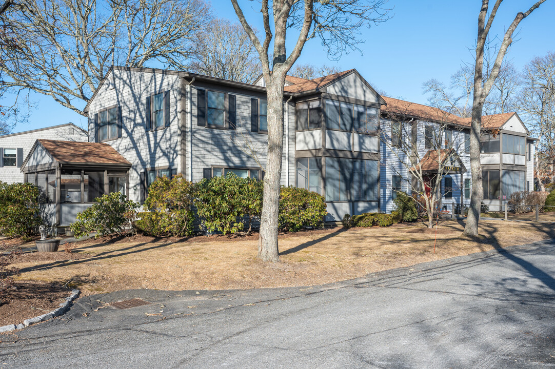 Beach Plum Condominiums in Harwich Port, MA - Building Photo