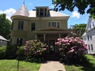 98 High St in Brattleboro, VT - Building Photo