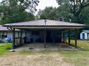 8098 Eleanor Andrews Rd in Deridder, LA - Building Photo - Building Photo