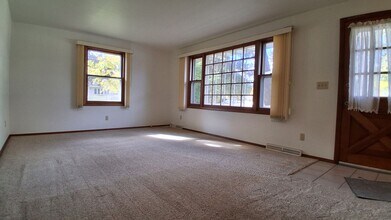 1439-1441-1441 Springdale Ln in Green Bay, WI - Building Photo - Building Photo