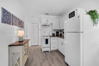 925 SW 15th Ave in Miami, FL - Building Photo - Building Photo