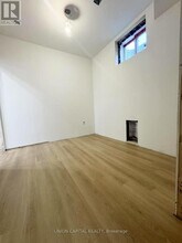 3036 William Cutmore Blvd in Oakville, ON - Building Photo - Building Photo