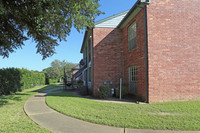 Meadow Chase in Bay City, TX - Foto de edificio - Building Photo