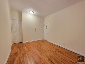 EAST 38 STREET, Unit 3C in New York, NY - Foto de edificio - Building Photo