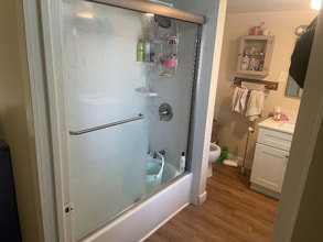 2027 W Ave 133rd in San Leandro, CA - Foto de edificio - Building Photo