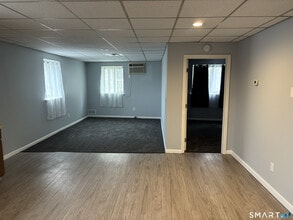 25 Maiden Ln in Torrington, CT - Building Photo - Building Photo