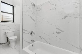 274 Mott St, Unit 2F in New York, NY - Building Photo - Building Photo