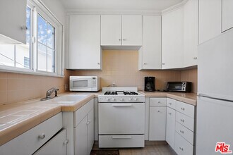 1165 Stanford St-Unit -C in Santa Monica, CA - Building Photo - Building Photo