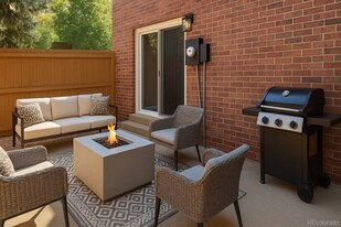 8055 Wolff St in Westminster, CO - Building Photo