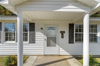 1390 Thelbert Dr in Fayetteville, NC - Building Photo - Building Photo