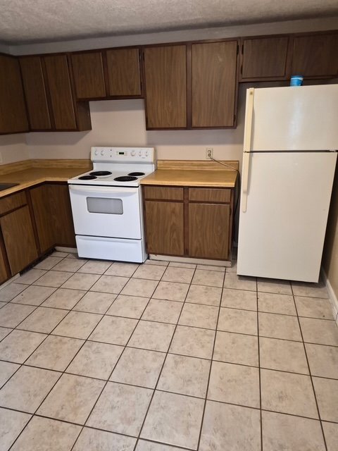 property at 1983 Parkman Rd NW