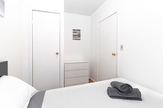 340 E 94th St, Unit SI ID1032043P in New York, NY - Foto de edificio - Building Photo