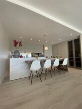 199 Ocean Ln Dr in Key Biscayne, FL - Building Photo - Building Photo