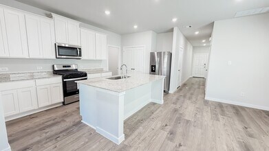 11982 Wisteria Mdws Dr in Willis, TX - Building Photo - Building Photo