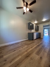 656 Sunnyside Ave in Clovis, CA - Building Photo - Building Photo