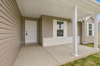 179 Rivers Edge Dr in Moscow Mills, MO - Building Photo - Building Photo