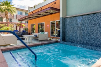 The Standard Scottsdale in Scottsdale, AZ - Foto de edificio - Building Photo