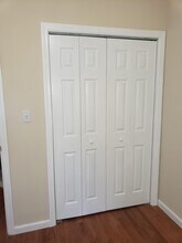 2 Skyline Dr in Jersey City, NJ - Building Photo - Building Photo
