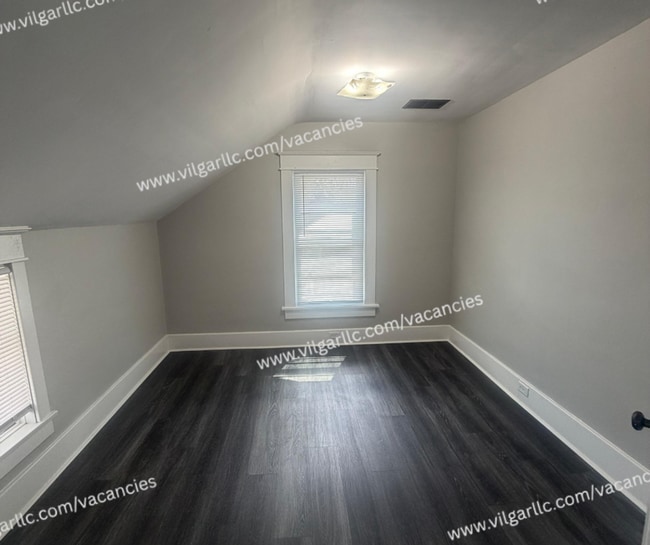 321 Grove St in La Porte, IN - Building Photo - Building Photo