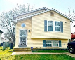 5425 Sheriff Rd in Fairmount Heights, MD - Building Photo