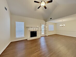 755 Allen's Landing Dr SE in Lawrenceville, GA - Building Photo - Building Photo