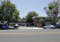 Tower View Apartments in Stockton, CA - Building Photo - Building Photo