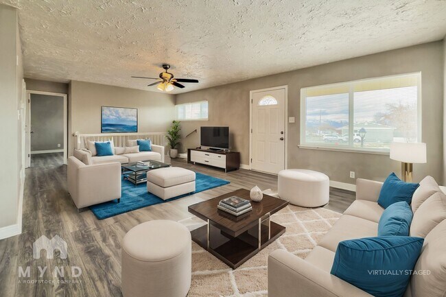 5110 S Pieper Blvd in Kearns, UT - Building Photo - Building Photo