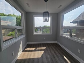 253 Oakwood Av in Toronto, ON - Building Photo - Building Photo