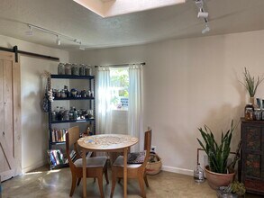1824 Hopewell St, Unit C in Santa Fe, NM - Building Photo - Building Photo