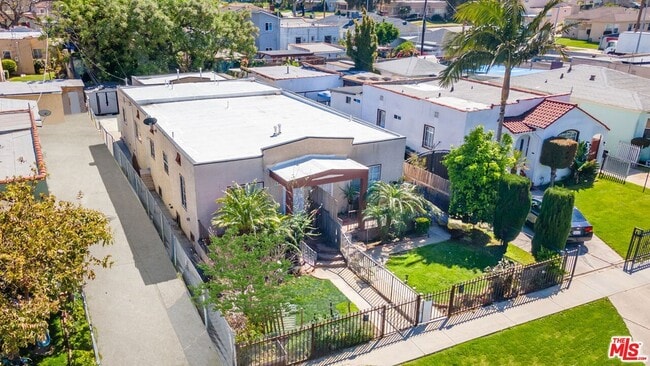 property at 642 W 109th Pl