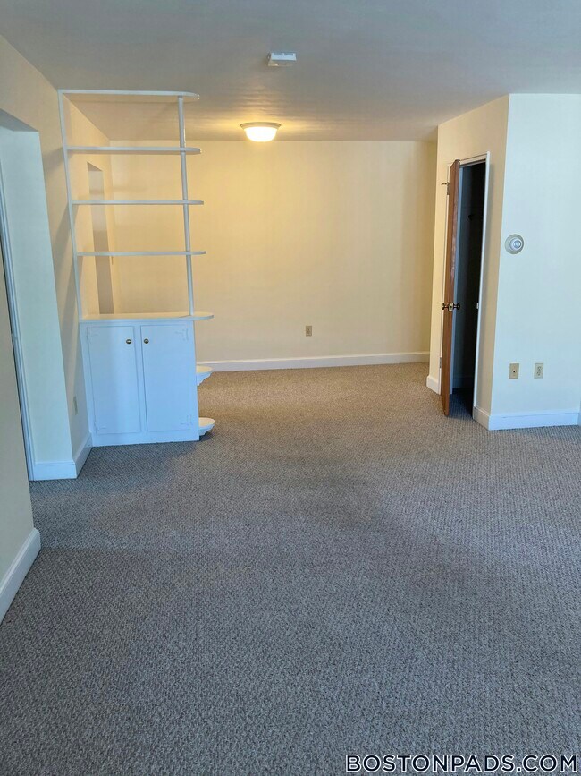 333 Massachusetts Ave in Arlington, MA - Building Photo - Building Photo