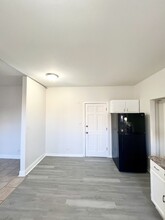 2700 S Hamlin Ave in Chicago, IL - Building Photo - Building Photo