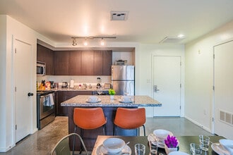 333 E Roosevelt St in Phoenix, AZ - Building Photo - Building Photo