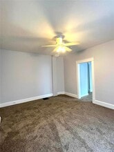 1002 Freeburg Ave in Belleville, IL - Building Photo - Building Photo