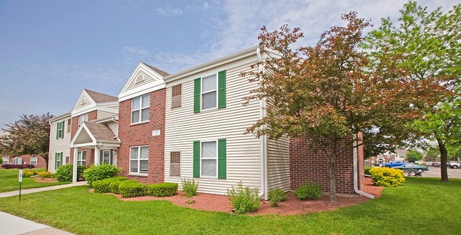 Meadowood Apartments