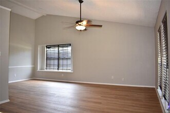 343 Ashley Dr in Coppell, TX - Building Photo - Building Photo