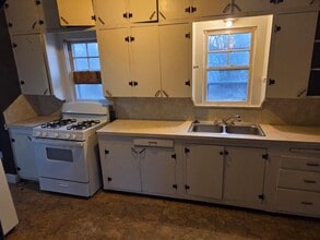 1218 Delaware in Perry, OK - Building Photo - Building Photo