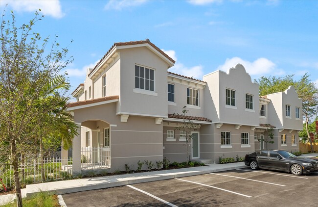 617 NW 1st Ave in Fort Lauderdale, FL - Building Photo - Building Photo